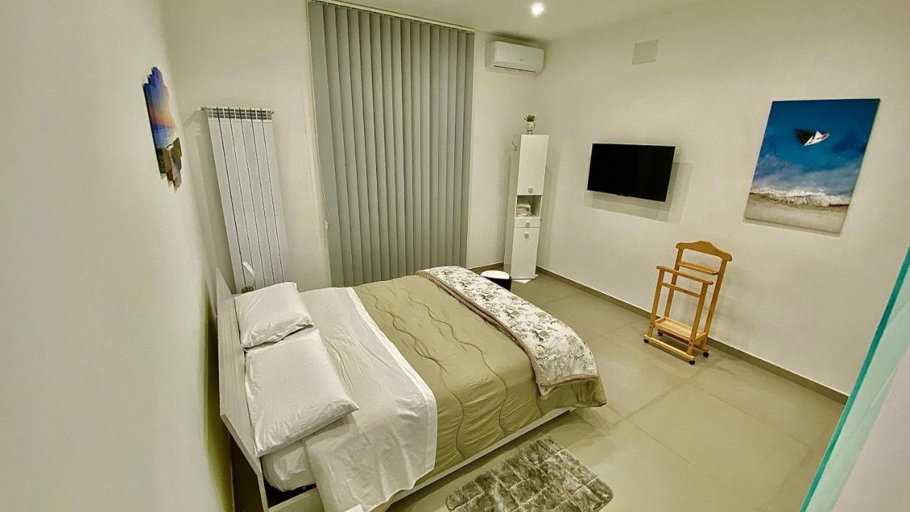 Appartamento Casa Crispino Piano Terra Per 2 Persone Frattaminore Экстерьер фото